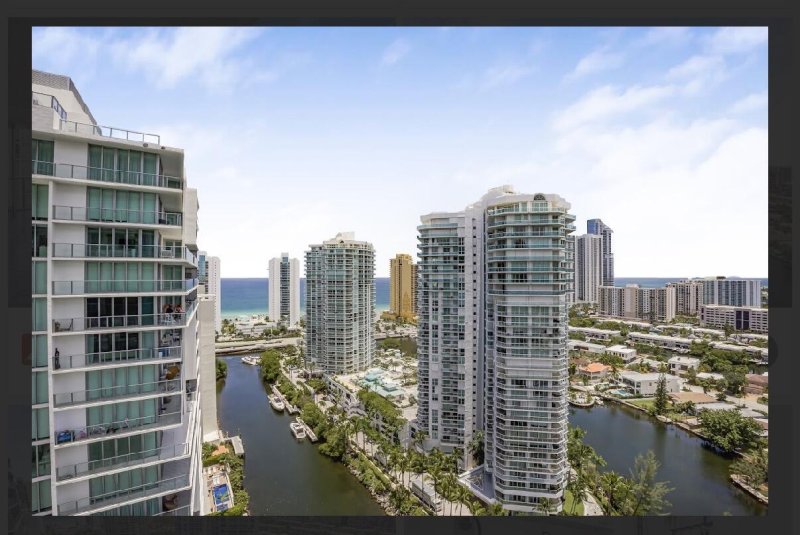 Comprar apartamento en Parque Towers at St. Tropez 5-2308