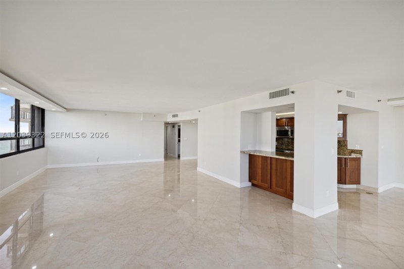 Alquiler de apartamento en Tiffany Bal Harbour 907