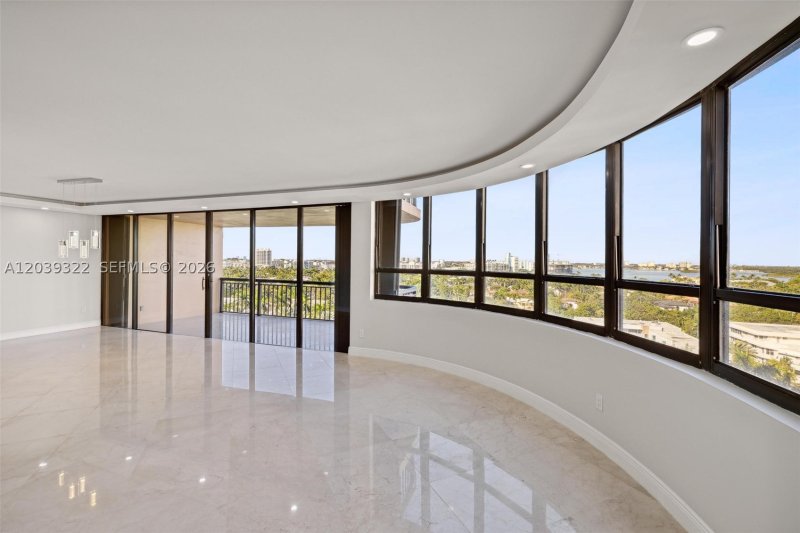 Alquiler de apartamento en Tiffany Bal Harbour 907