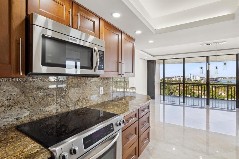 Alquiler de apartamento en Tiffany Bal Harbour 907