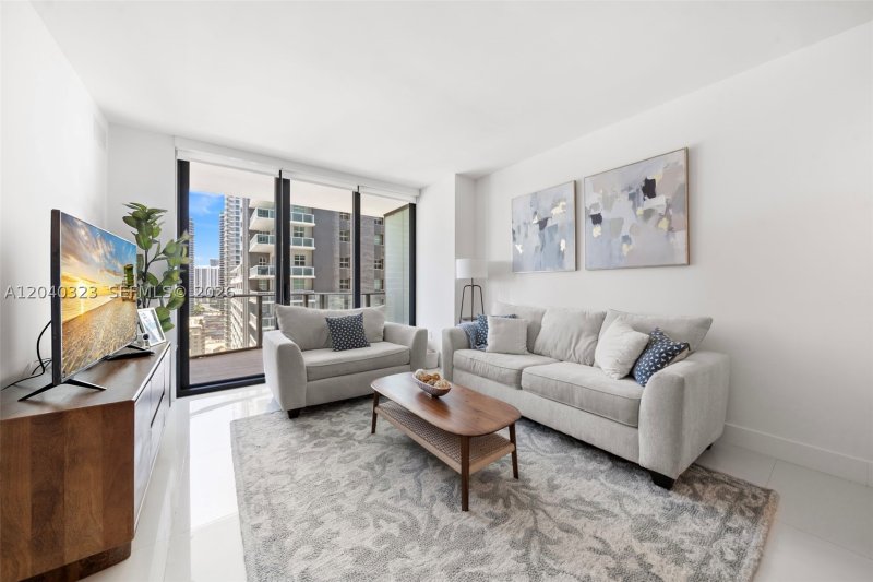 Condo for sale at Dua Miami - SLS Brickell Condo 2110