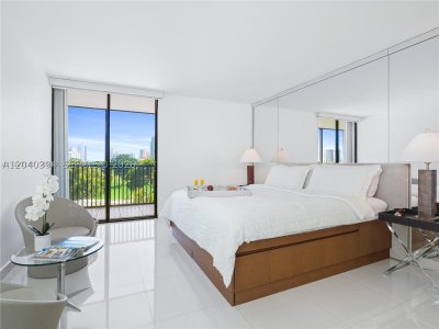Comprar apartamento en Coronado I 536