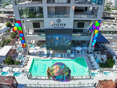 Aluguel de apartamento no E11EVEN Hotel & Residences 4003B