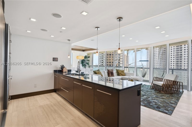 Condo for sale at Icon Brickell Tower I 2101