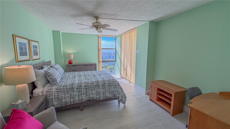 Comprar apartamento en Coronado I 2102