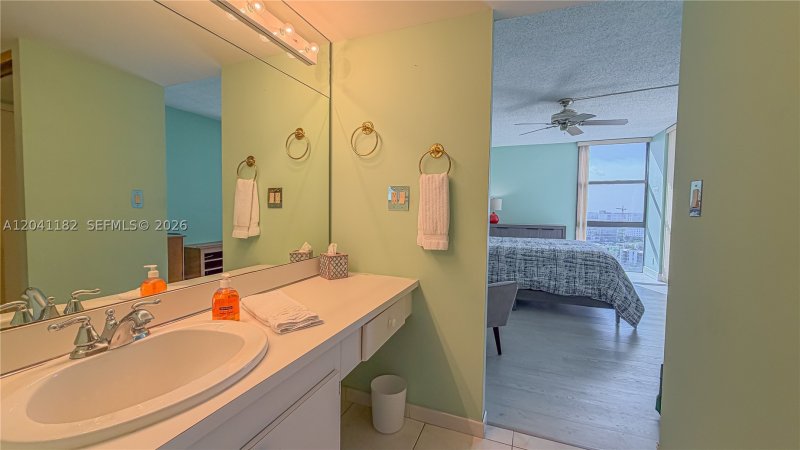 Comprar apartamento en Coronado I 2102