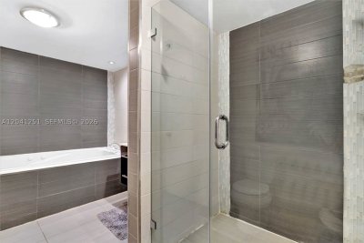 Comprar apartamento en The Grand D-3931