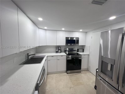 Comprar apartamento en South Bay Club 635