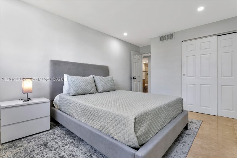 Comprar apartamento en South Bay Club 635