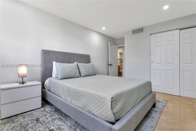 Comprar apartamento en South Bay Club 635
