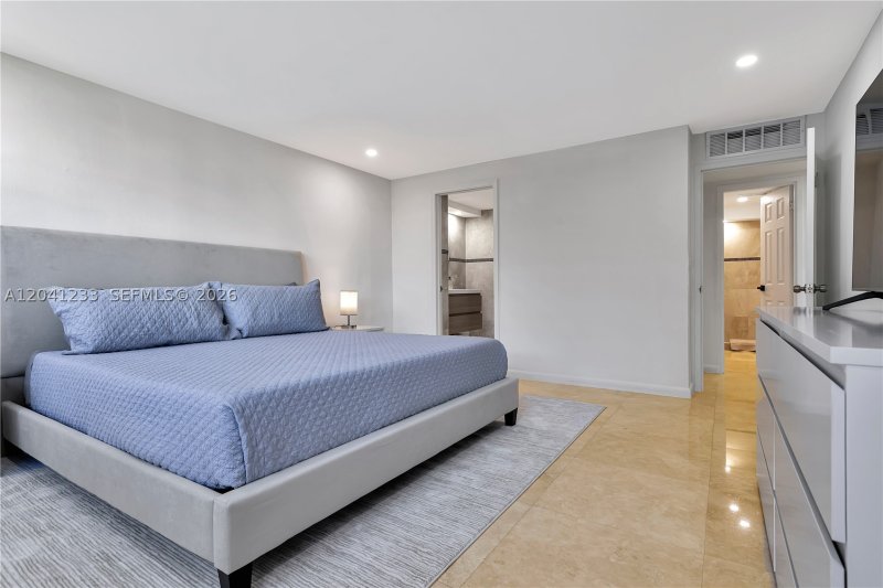 Comprar apartamento en South Bay Club 635