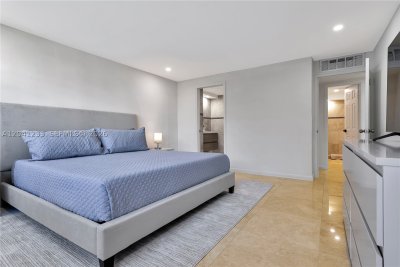 Comprar apartamento en South Bay Club 635