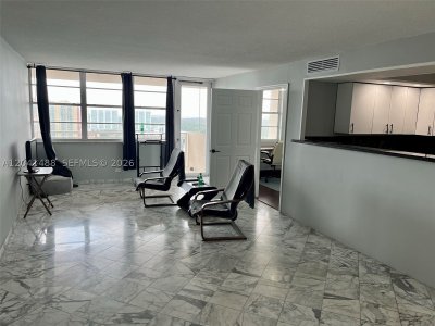 Alquiler de apartamento en Winston Towers 2301