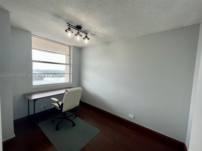 Alquiler de apartamento en Winston Towers 2301
