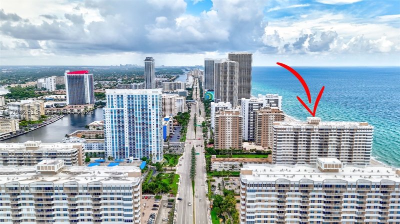 Condo for sale at The Hemispheres 6B
