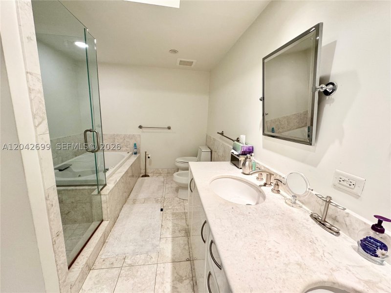 Comprar apartamento en Jade Brickell 406