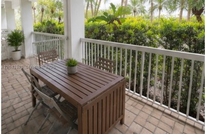 Aluguel de apartamento no Harbour House 115