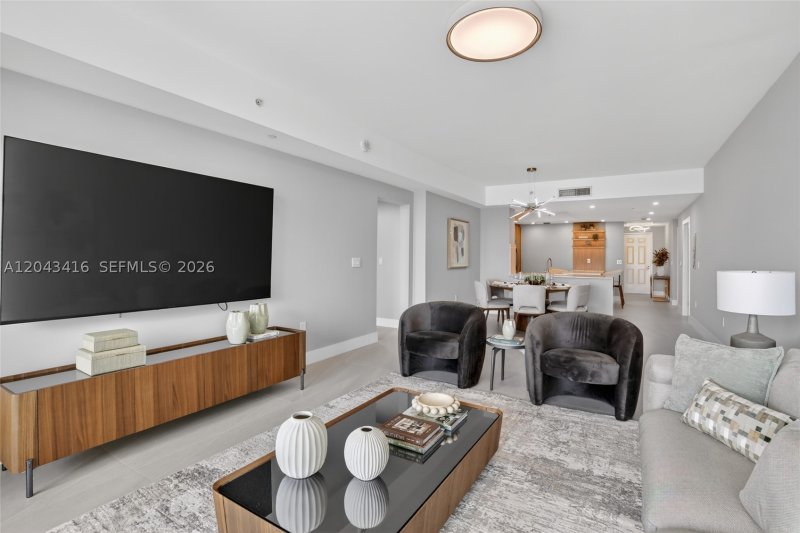 Condo for sale at Aventura Marina II 718