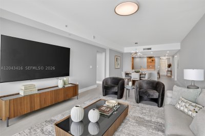 Comprar apartamento en Aventura Marina II 718