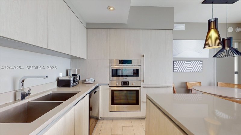 Condo for sale at Hyde Beach House R1004