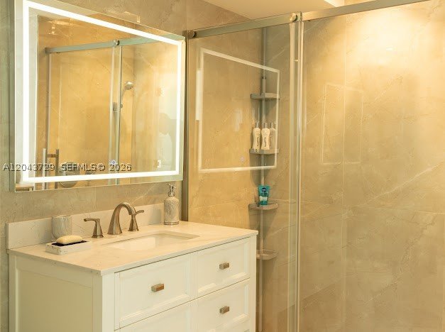 Comprar apartamento no 1100 West Condo (Mondrian located) 510