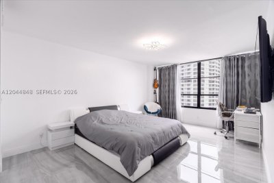 Aluguel de apartamento no Olympus Towers 1413
