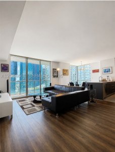 Comprar apartamento no 500 Brickell West Tower 2802
