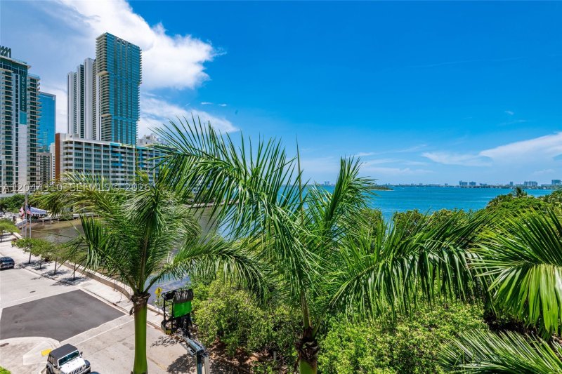 Comprar apartamento no Cite On The Bay 516