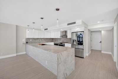 Alhambra Place Apt #8a