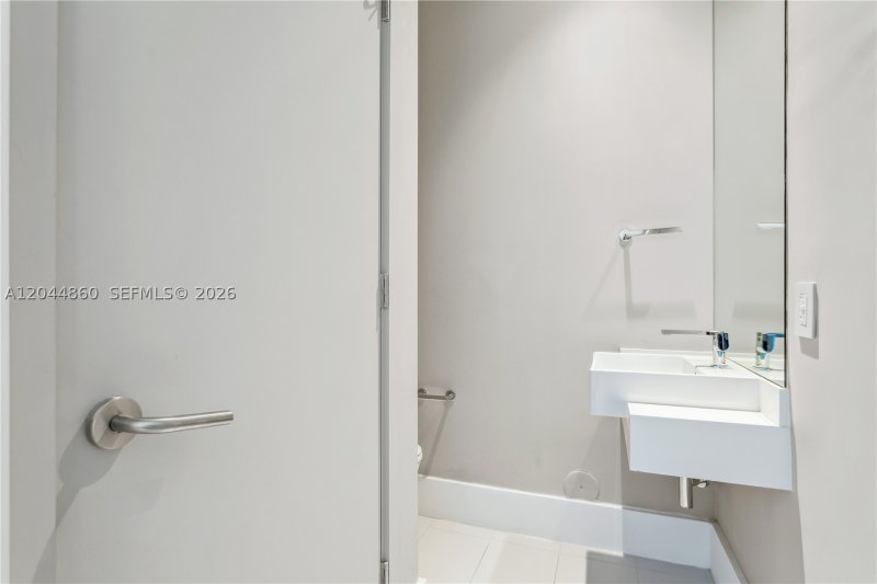 Comprar apartamento en Paraiso Bayviews 204