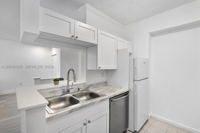 Alquiler de apartamento en Porto Bellagio 1717