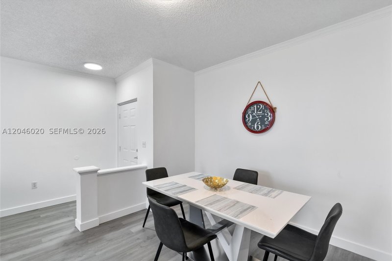 Alquiler de apartamento en Porto Bellagio 1717