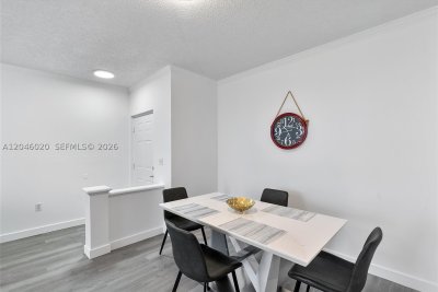 Alquiler de apartamento en Porto Bellagio 1717