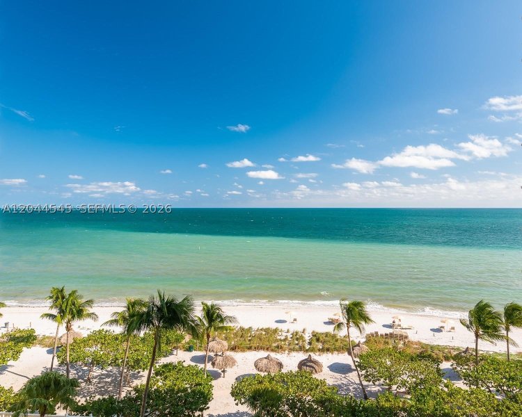 Comprar apartamento en Towers of Key Biscayne B705