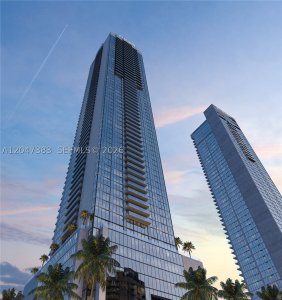 Aluguel de apartamento no E11EVEN Hotel & Residences 3105