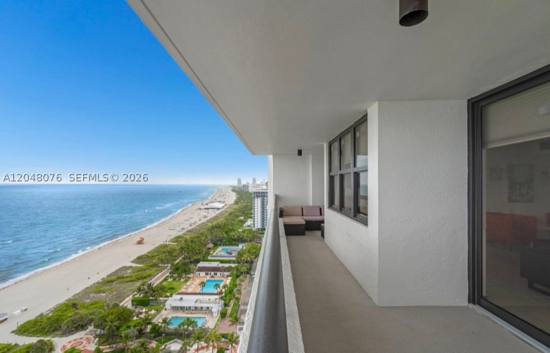 Condo for sale at Club Atlantis 1101