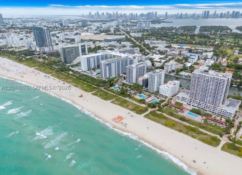 Condo for sale at Club Atlantis 1101
