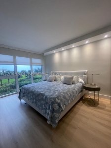 Aluguel de apartamento no Harbour House 333