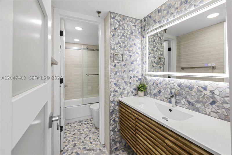 Alquiler de apartamento en Royal Club Condo 201
