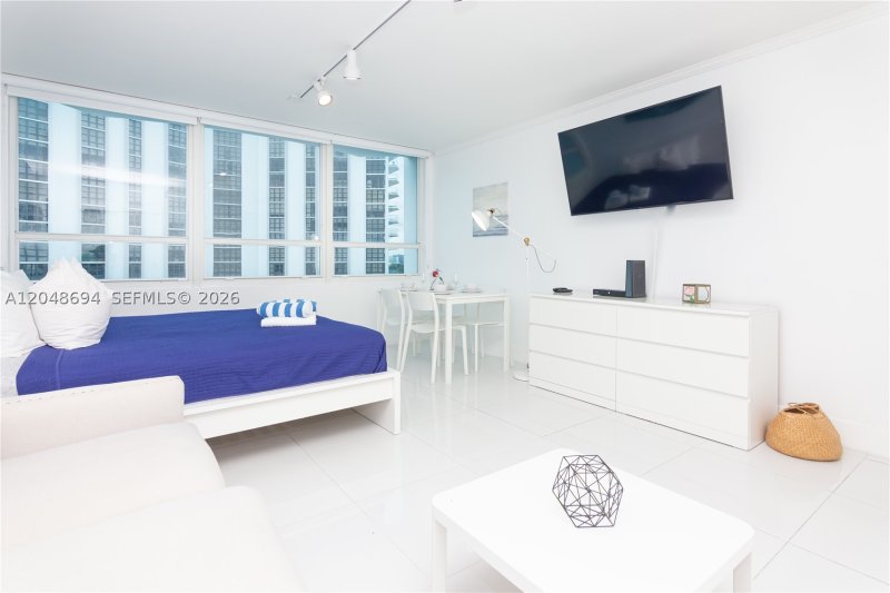 Apartment for rent at Castle Beach Club 908
