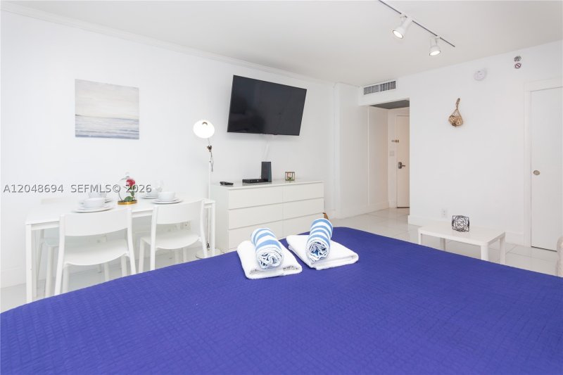 Apartment for rent at Castle Beach Club 908