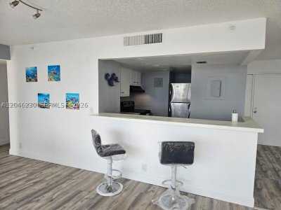 Alquiler de apartamento en Grandview Palace 811