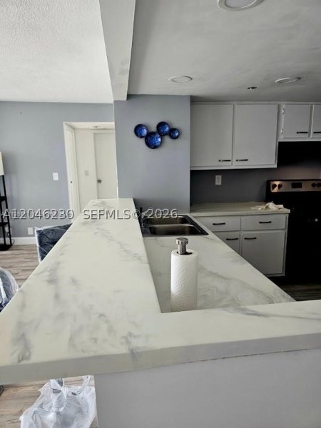 Apartment for rent at Grandview Palace 811