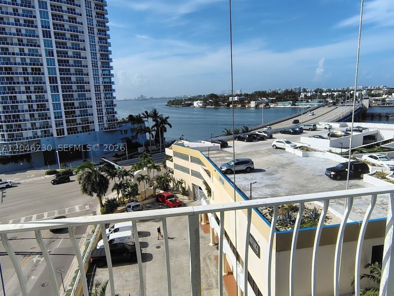 Apartment for rent at Grandview Palace 811