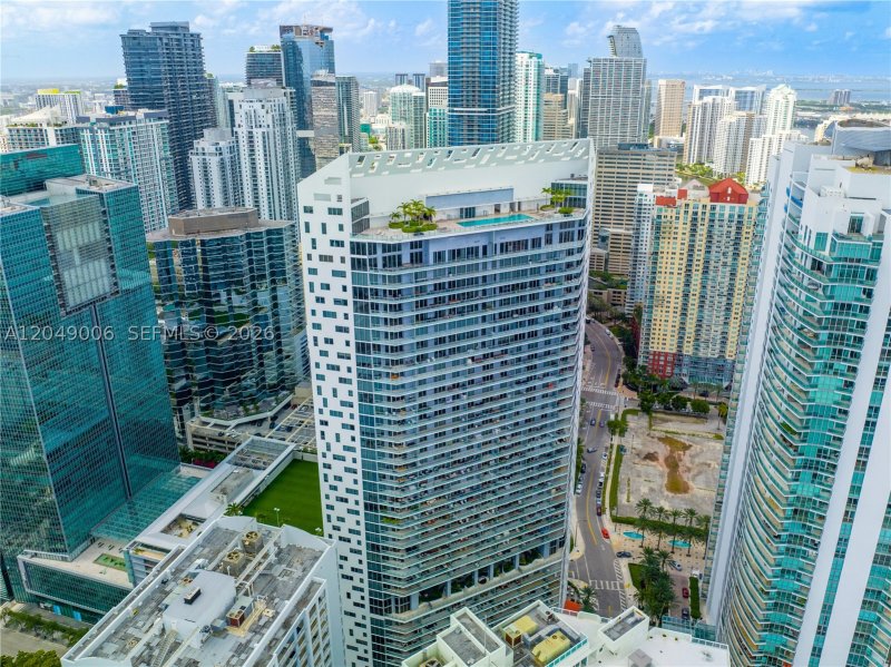 Apartment for rent at Brickell House Condo 2509