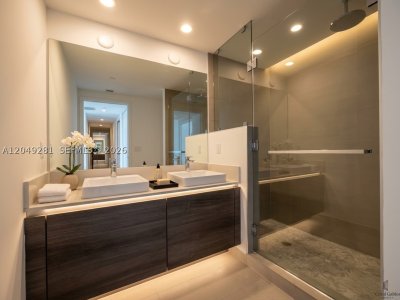 Alquiler de apartamento en The Bond 1709
