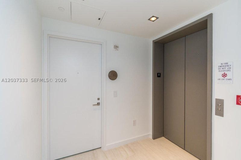 Apartment for rent at Paraiso Bay Miami 805