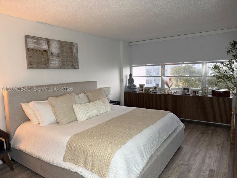 Condo for sale at Del Prado South Tower 404