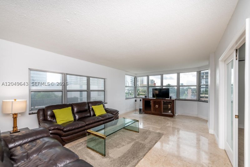 Condo for sale at The Hemispheres 2Q