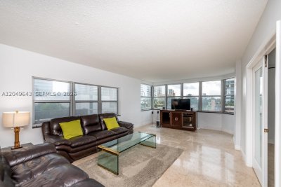 The Hemispheres Apt #2Q